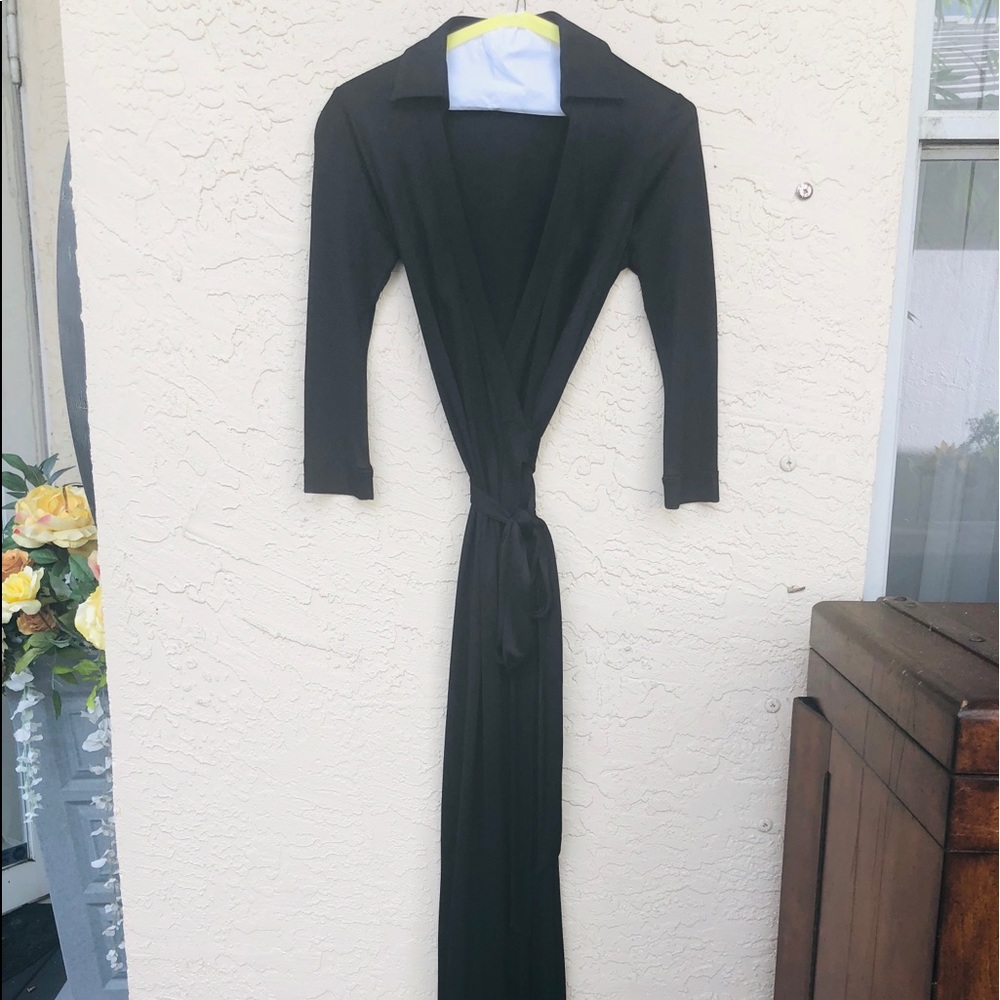 Maxi collars silk dress.
